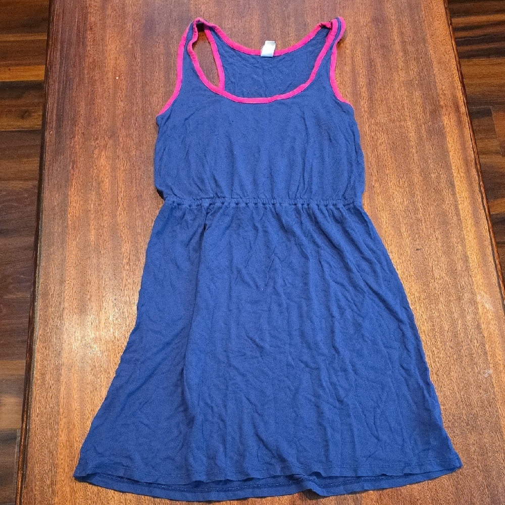 Old Navy Navy Blue Top with Vibrant Pink Accents